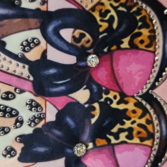 💄 "Love" Crystal Tunic Style T-shirt - Picture 5 of 7